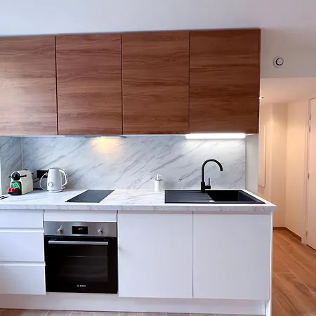 Mace Avec Dans Quartier Historique Exclusif Calme Coeur D'antibes